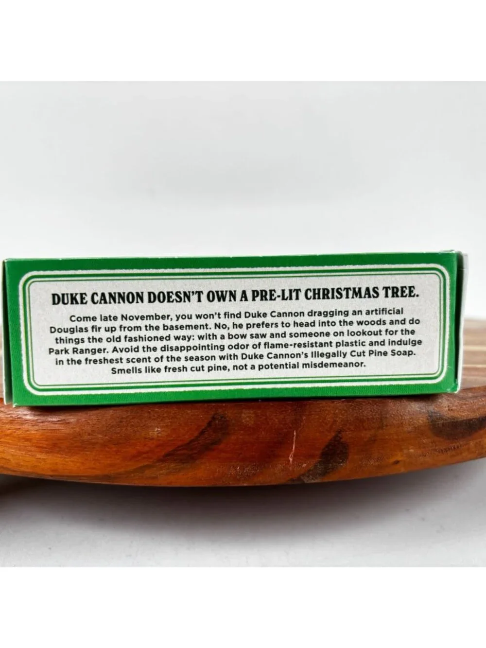 Duke Cannon Big Soap Trio: Busch Beer Buffalo Trace Bourbon & Pine 10 Oz Each
